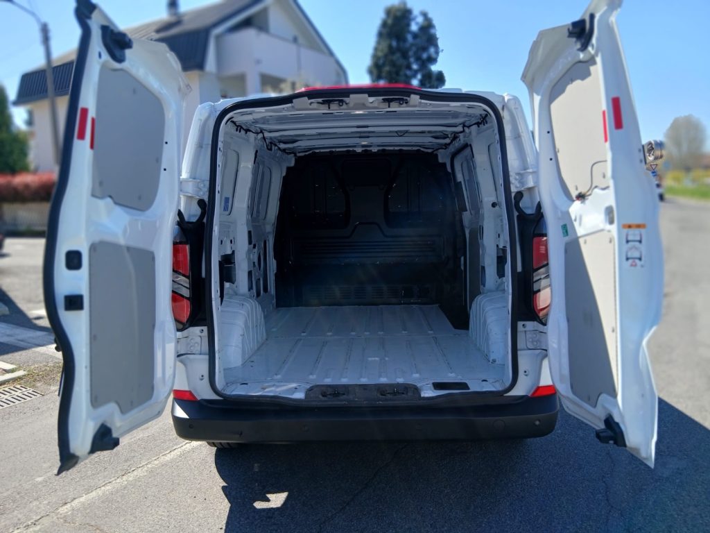 FORD Transit Custom 320 2.0 EcoBlue 136CV PC Furgone Trend - 10
