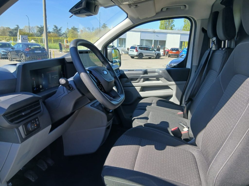 FORD Transit Custom 320 2.0 EcoBlue 136CV PC Furgone Trend - 12