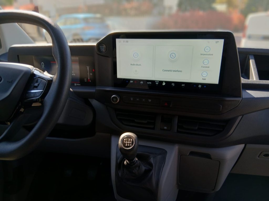 FORD Transit Custom 320 2.0 EcoBlue 136CV PC Furgone Trend - 17