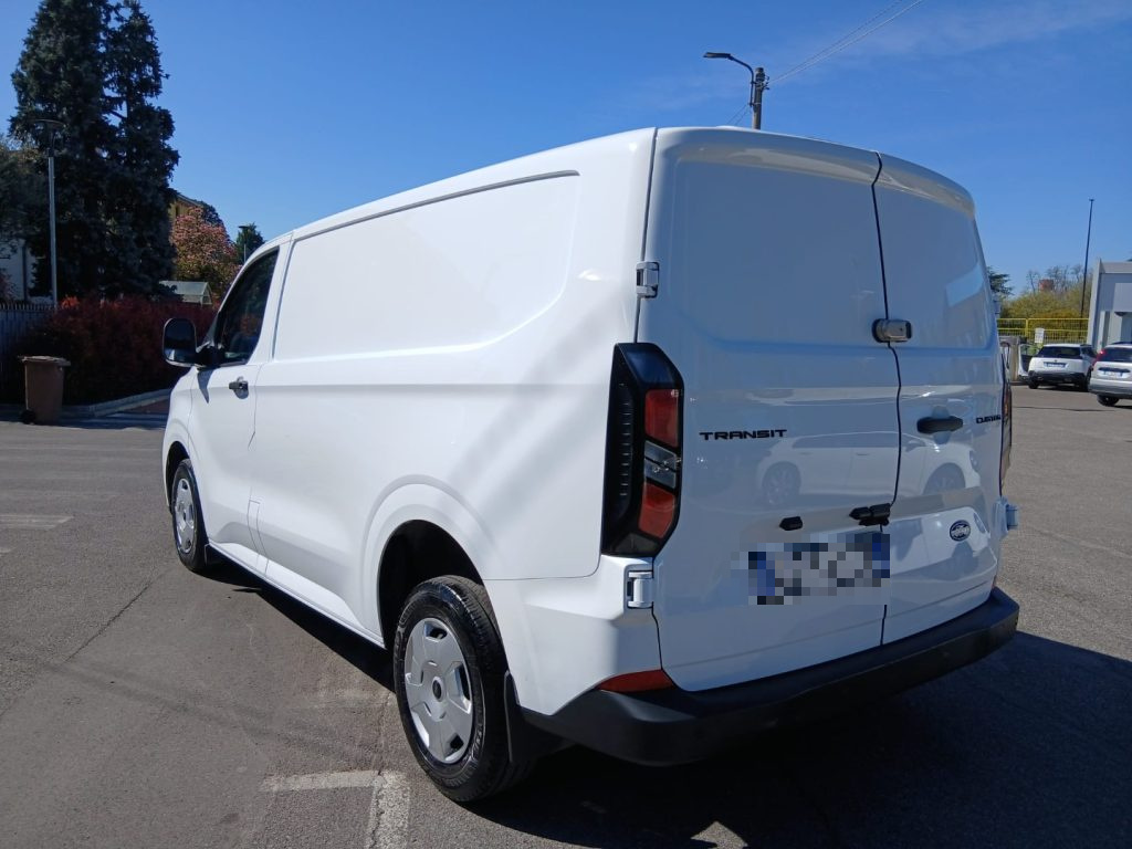 FORD Transit Custom 320 2.0 EcoBlue 136CV PC Furgone Trend - 2