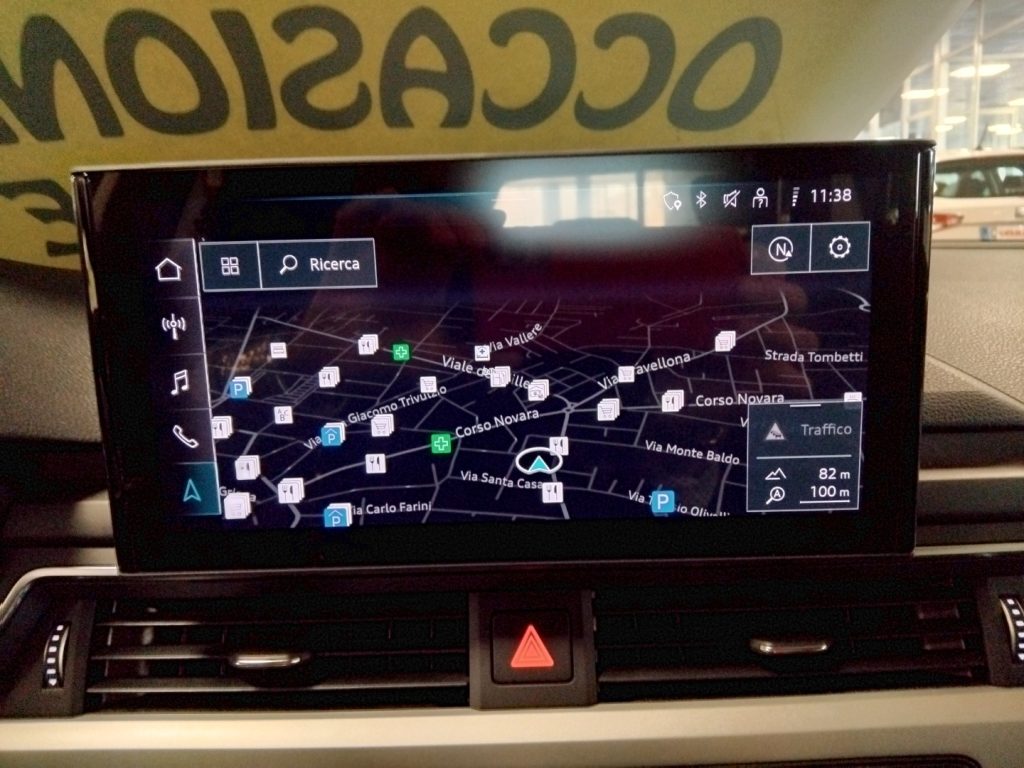 AUDI A4 Avant 30 TDI 2.0 S tronic Business MHEV - 17