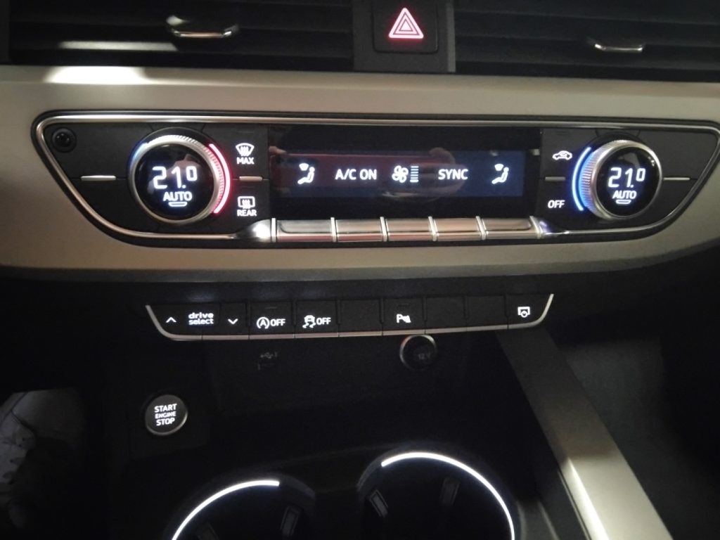 AUDI A4 Avant 35 TDI S tron. Business Advanced MHEV 163 HP - 20