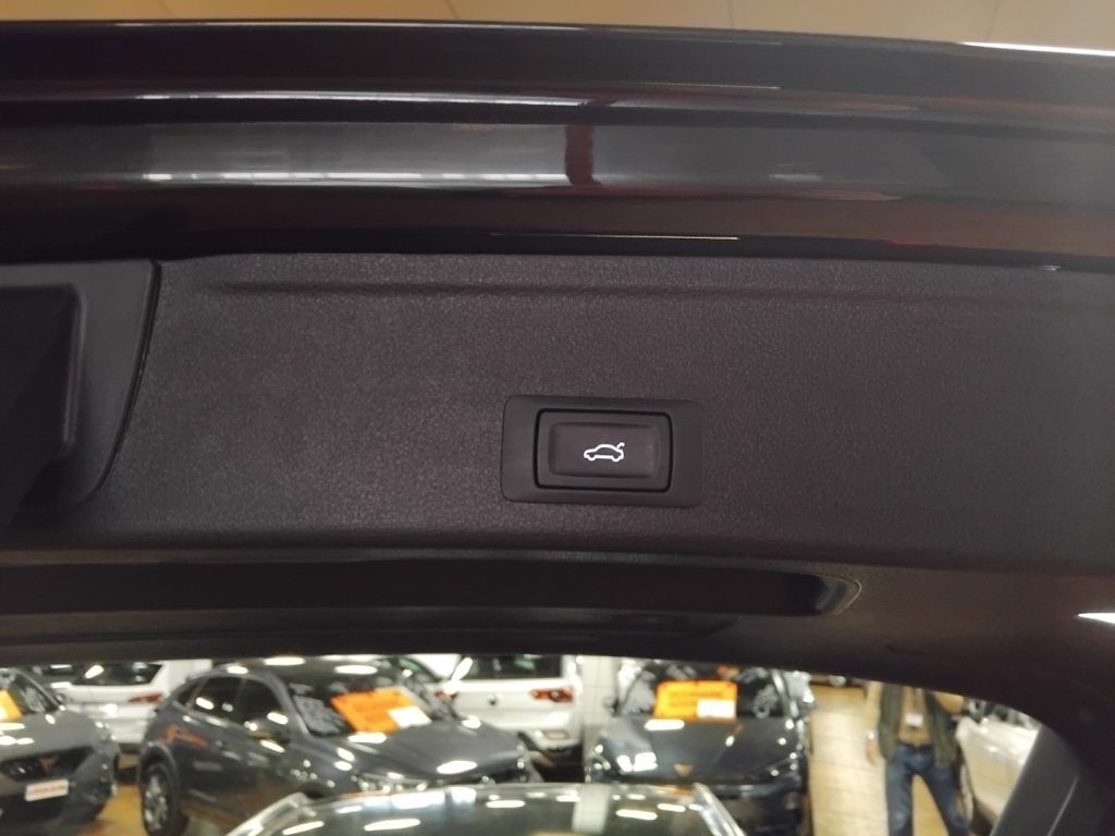 AUDI A4 Avant 35 TDI S tron. Business Advanced MHEV 163 HP - 10