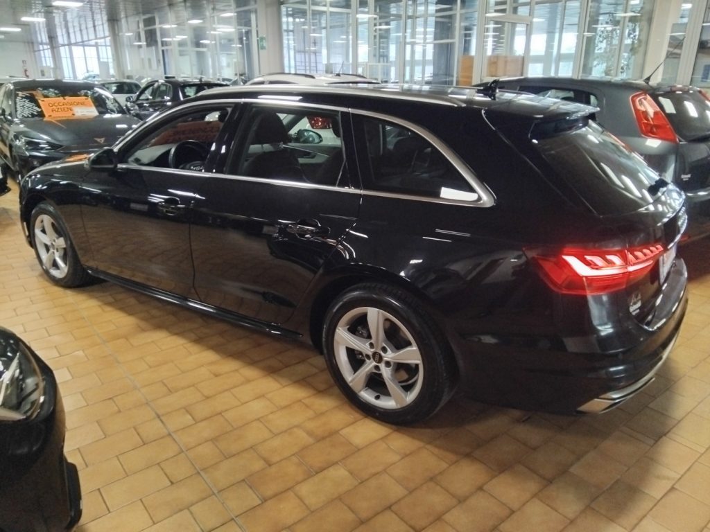 AUDI A4 Avant 35 TDI S tron. Business Advanced MHEV 163 HP - 5