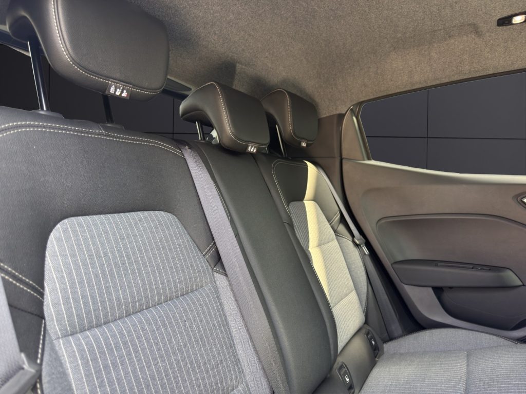 RENAULT Clio TCe 90 CV 5 porte Techno - 20