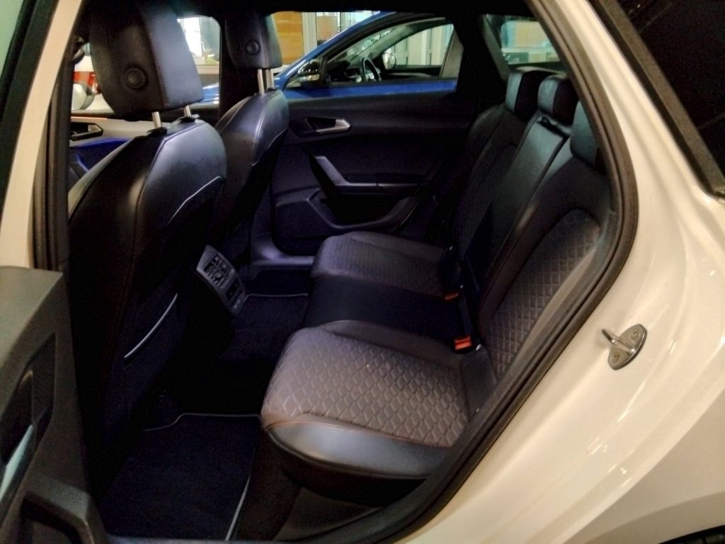 SEAT Leon Sportstourer 1.0 eTSI 110 CV DSG FR MHEV 18 - 9