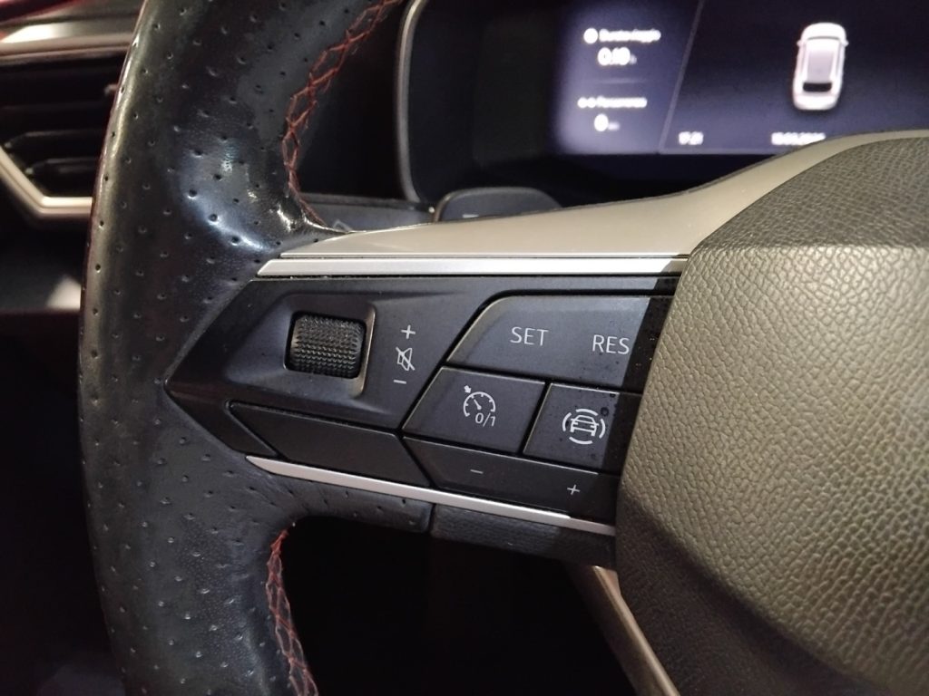 SEAT Leon Sportstourer 1.0 eTSI 110 CV DSG FR MHEV 18 - 19