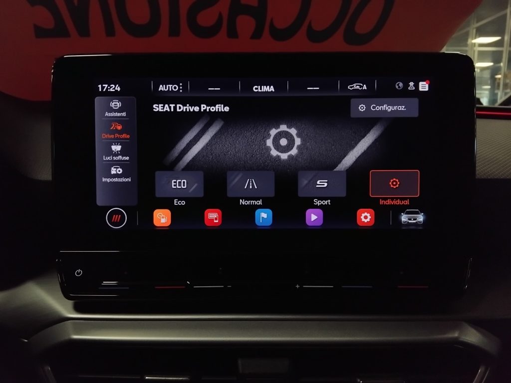 SEAT Leon Sportstourer 1.0 eTSI 110 CV DSG FR MHEV 18 - 29