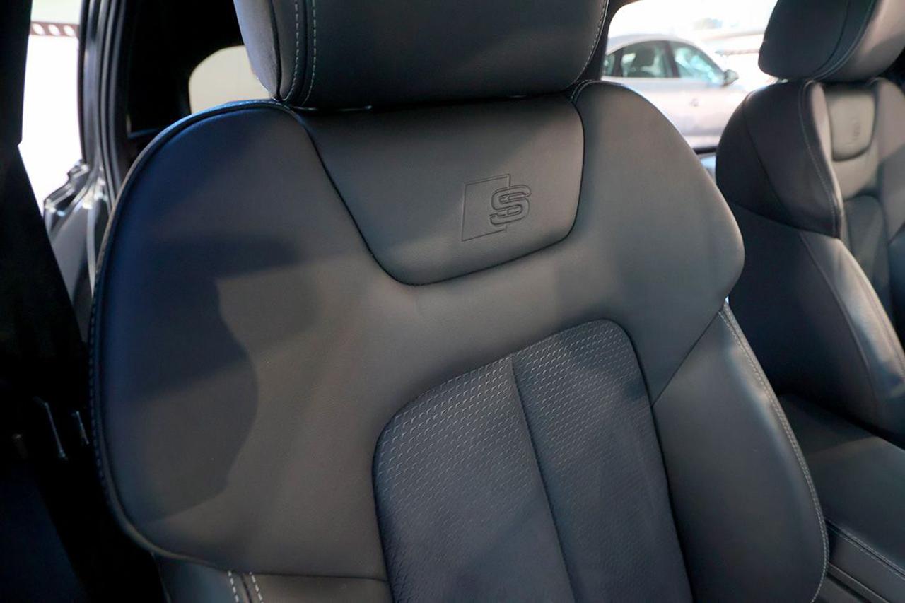 AUDI A6 40 TDI Avant Quattro ultra S-Tronic S-Line - 49
