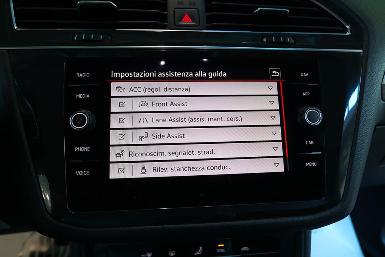 VOLKSWAGEN Tiguan Allspace 2.0 TDI SCR DSG 4Motion Life - 30