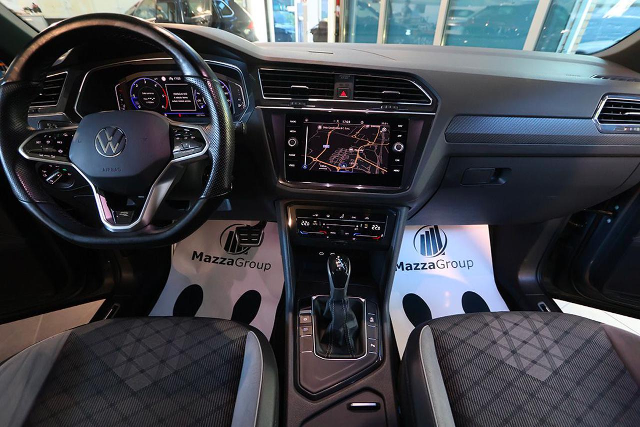 VOLKSWAGEN Tiguan 2.0 TDI 150cv SCR DSG R-Line - 29