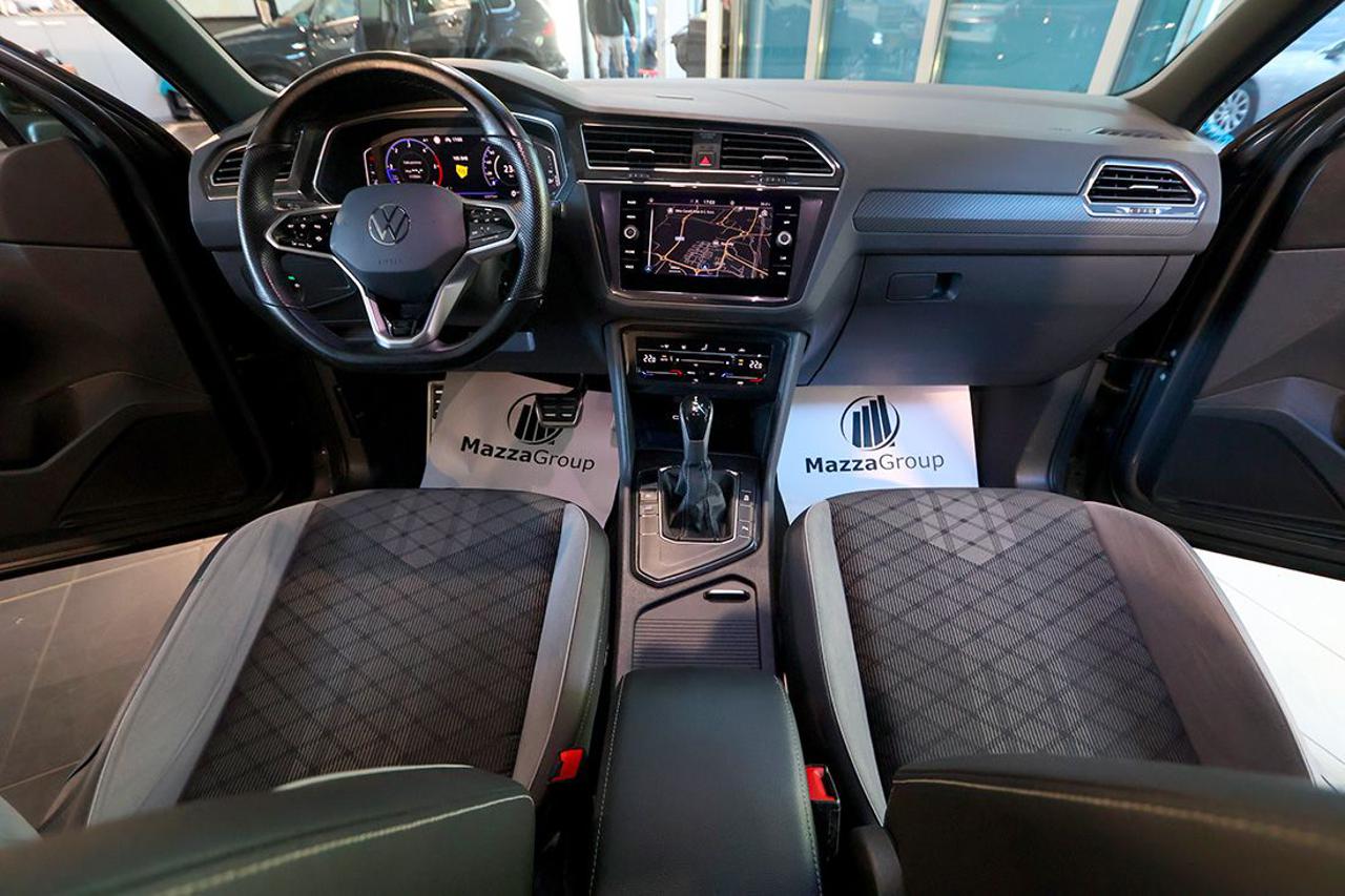 VOLKSWAGEN Tiguan 2.0 TDI 150cv SCR DSG R-Line - 13