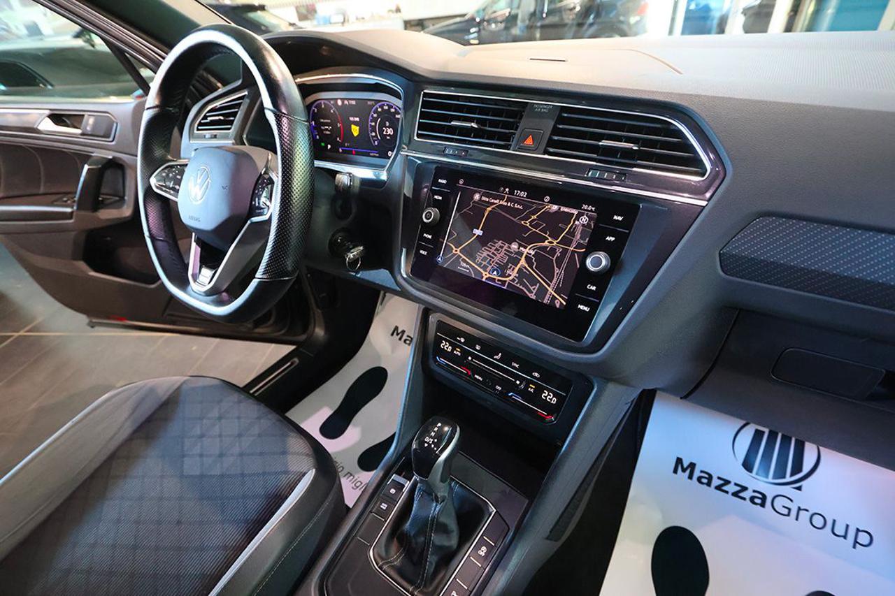 VOLKSWAGEN Tiguan 2.0 TDI 150cv SCR DSG R-Line - 31