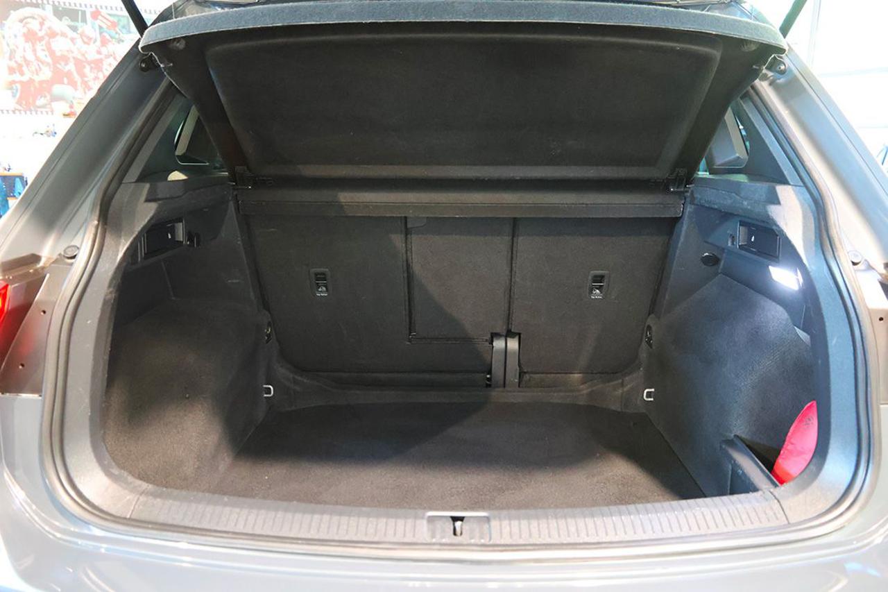 VOLKSWAGEN Tiguan 2.0 TDI 150cv SCR DSG R-Line - 11