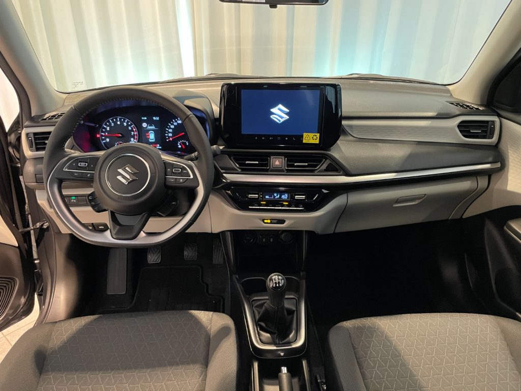 SUZUKI Swift 1.2 Hybrid 4WD AllGrip Top Navi DAB+ LED - 4