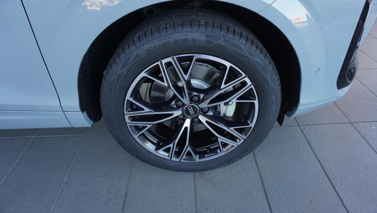 AUDI Q3 SPB TDI 110 kW S tronic S Line edition - 13