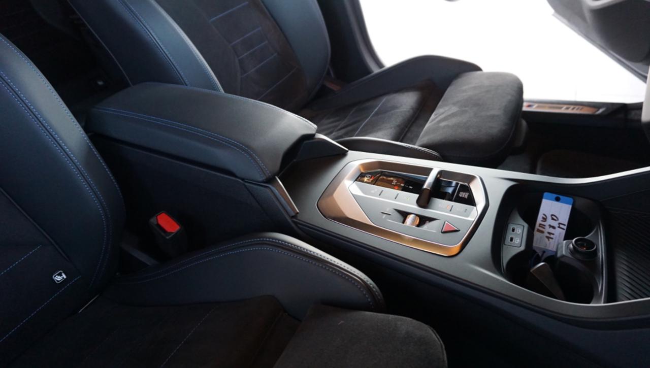 BMW 118 d MSport Pro - 44