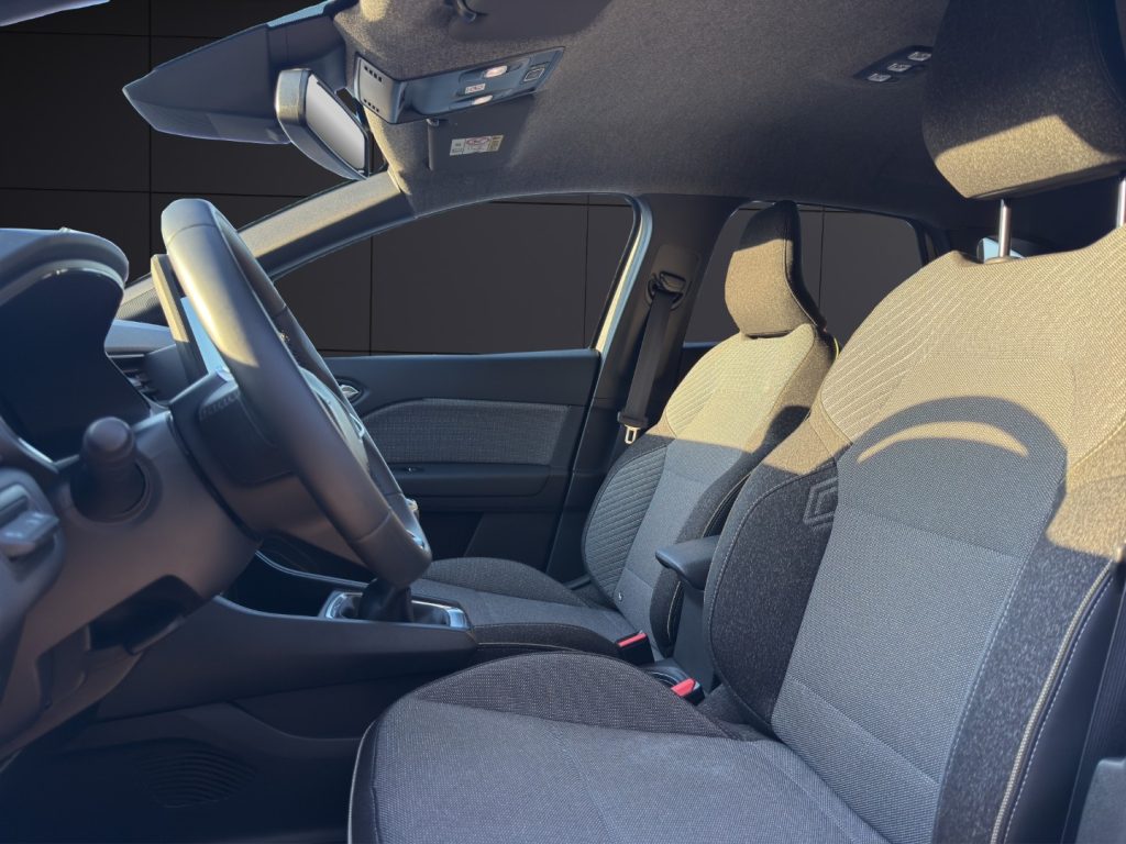 RENAULT Captur TCe 90 CV Techno - 10