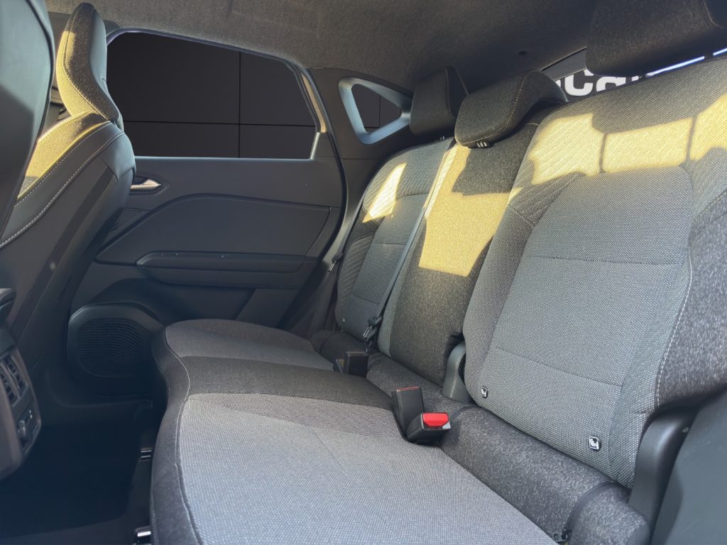 RENAULT Captur TCe 90 CV Techno - 14