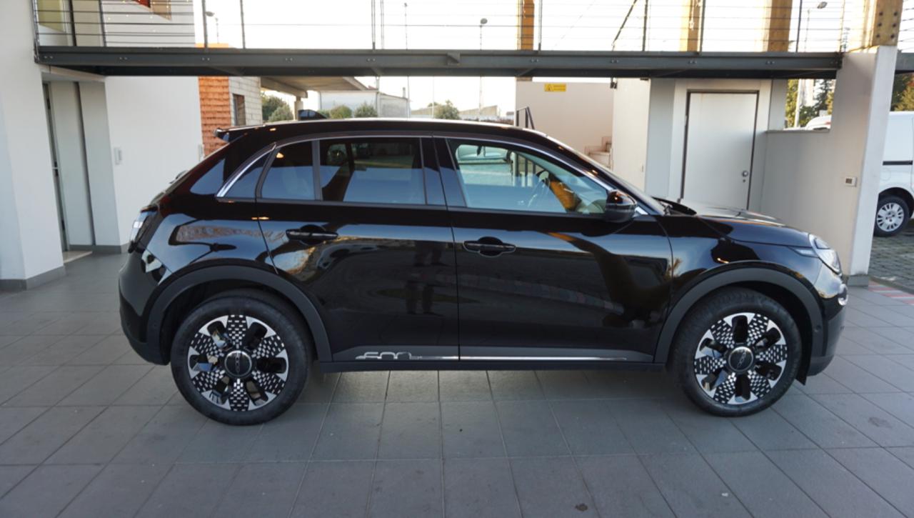 FIAT 600 Hybrid 100 CV DCT MHEV La Prima - 6