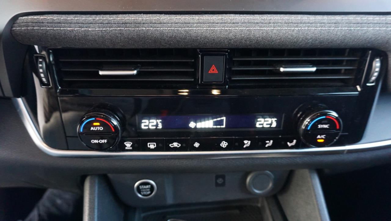 NISSAN Qashqai MHEV 158 CV Xtronic Acenta - 25