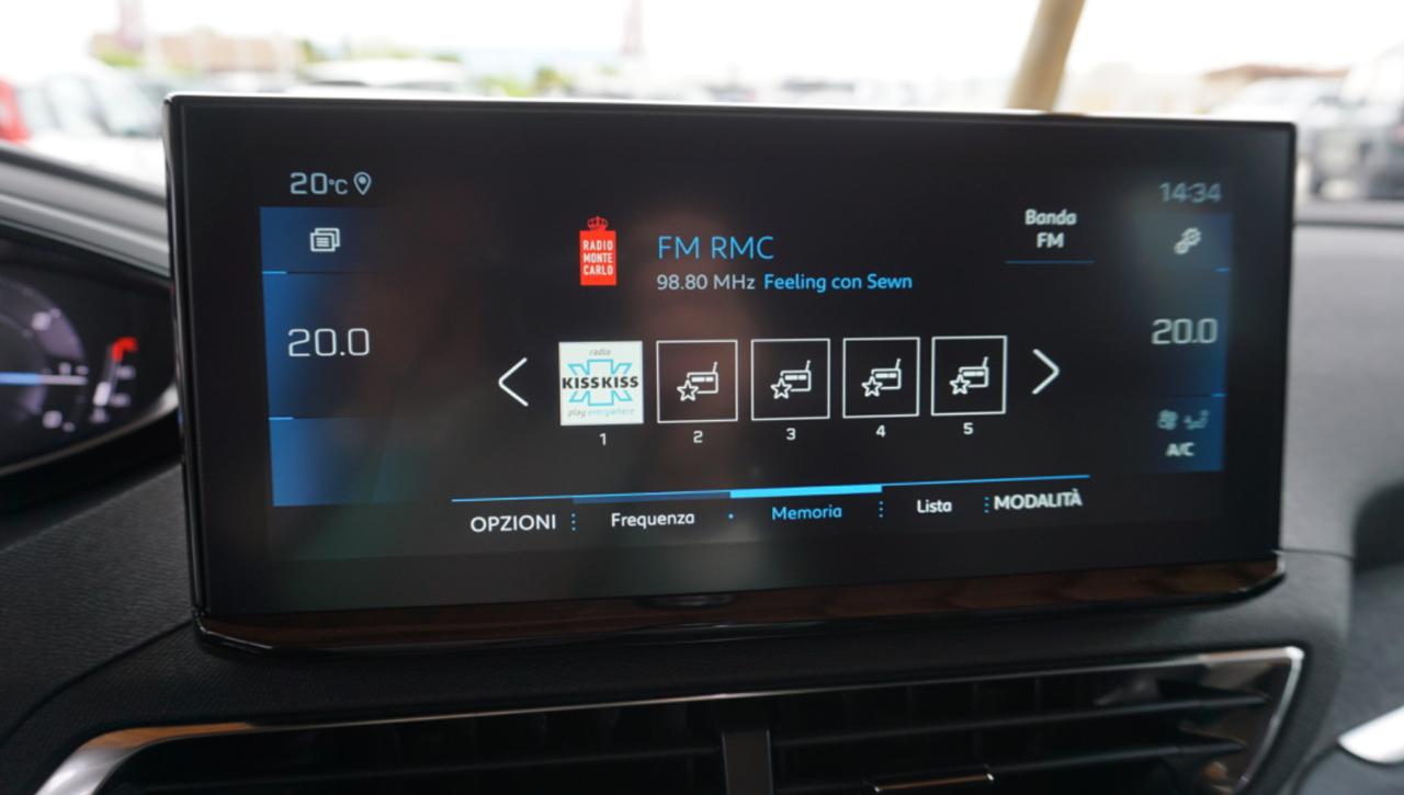 PEUGEOT 3008 BlueHDi 130 S&S EAT8 Allure Pack - 28