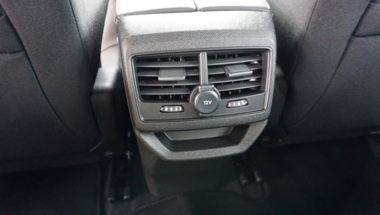 PEUGEOT 3008 BlueHDi 130 S&S EAT8 Allure Pack - 35