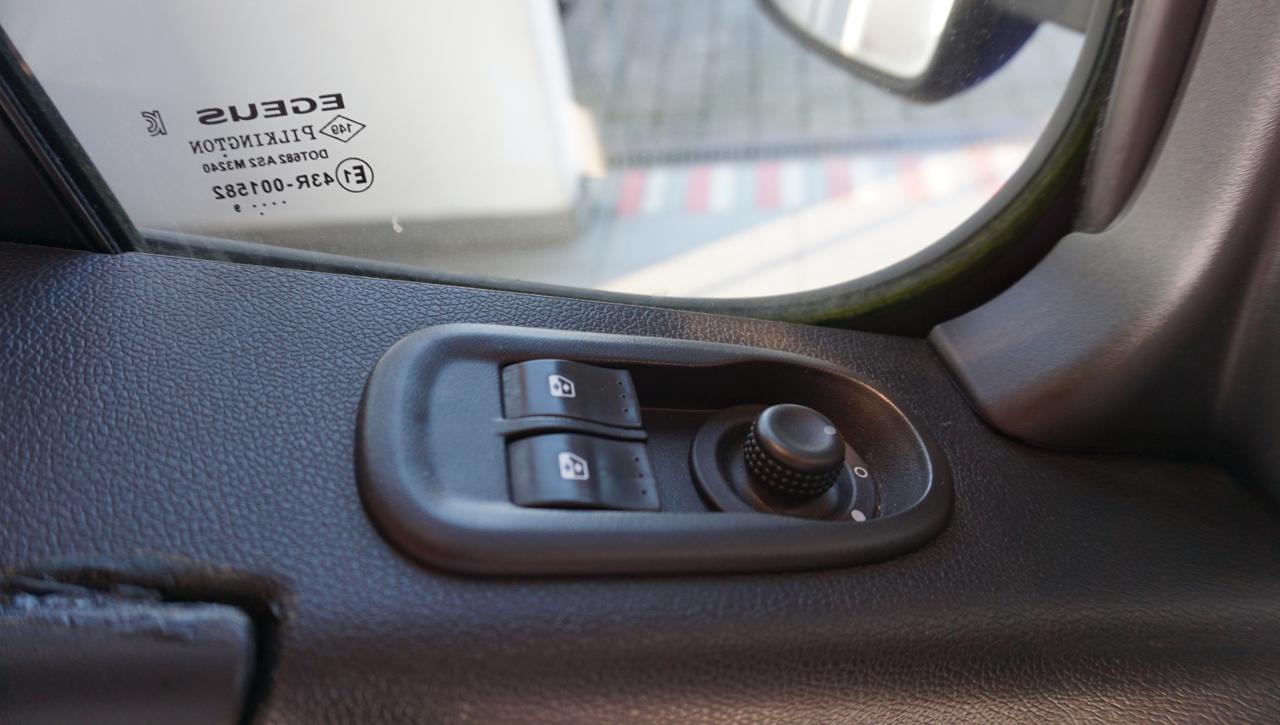 RENAULT Master T35 2.3 dCi 130 TP PL-SL-TM Furgone Ice - 12