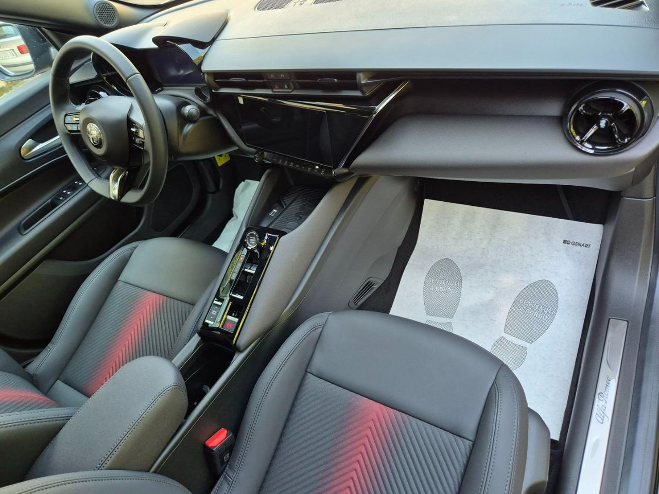 ALFA ROMEO Junior 1.2 145 CV Hybrid eDCT6 Speciale - 12