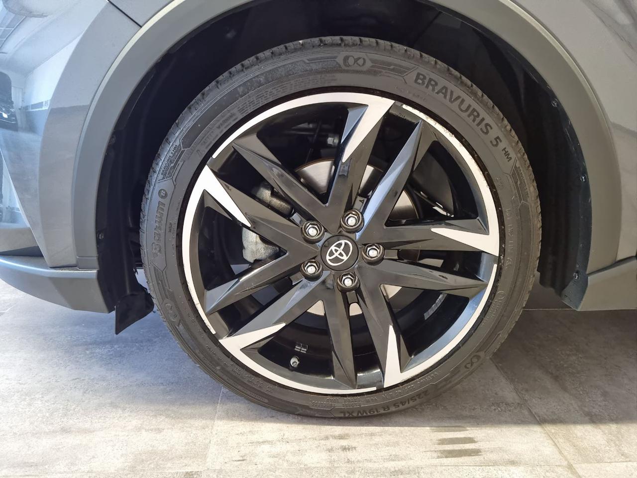 TOYOTA C-HR 2.0 Hybrid E-CVT GR Sport Black Edition - 15