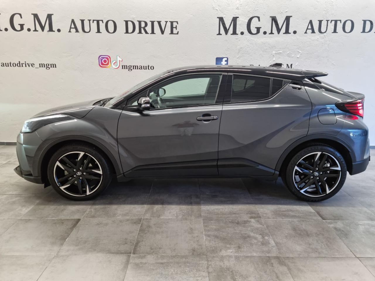 TOYOTA C-HR 2.0 Hybrid E-CVT GR Sport Black Edition - 2