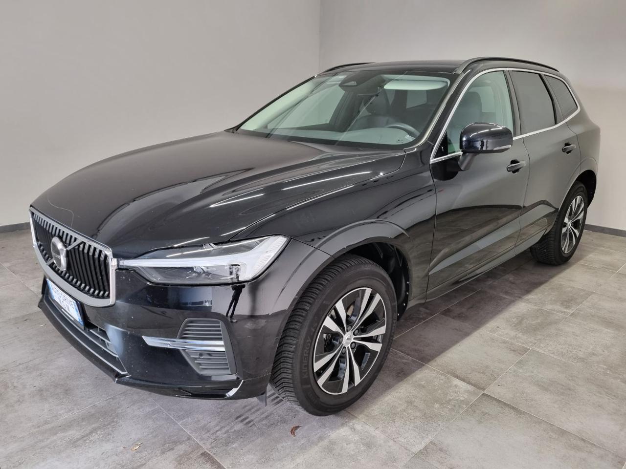 VOLVO XC60 B5 (d) AWD Geartronic Momentum Pro - 10