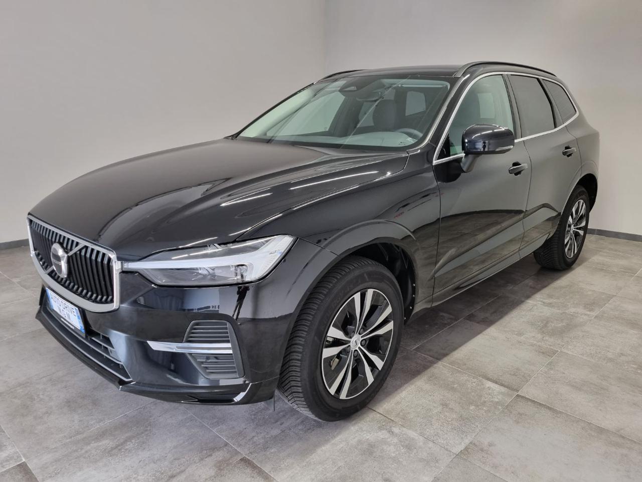 VOLVO XC60 B5 (d) AWD Geartronic Momentum Pro - 38