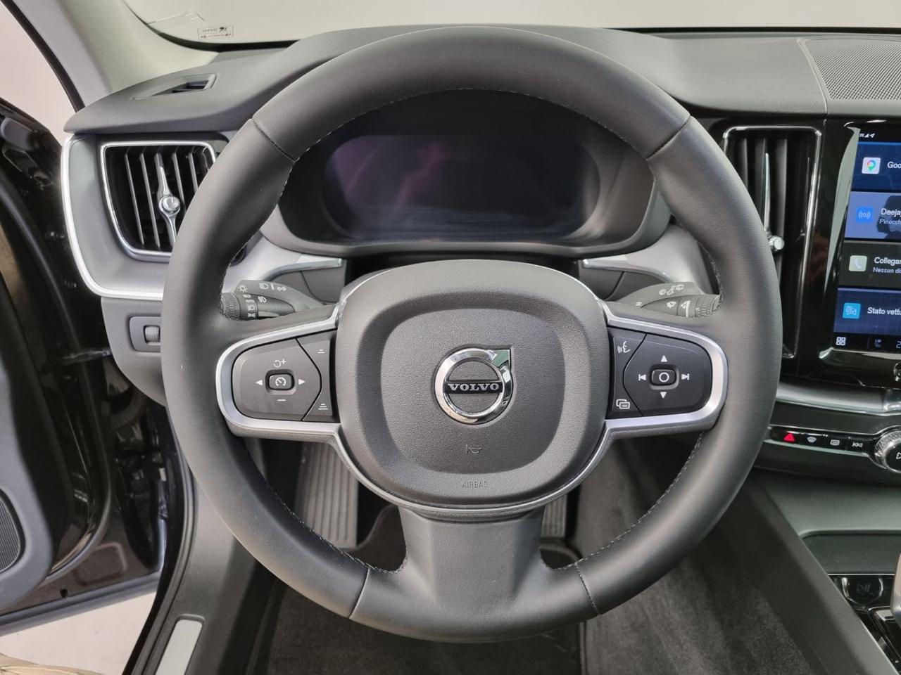 VOLVO XC60 B5 (d) AWD Geartronic Momentum Pro - 35