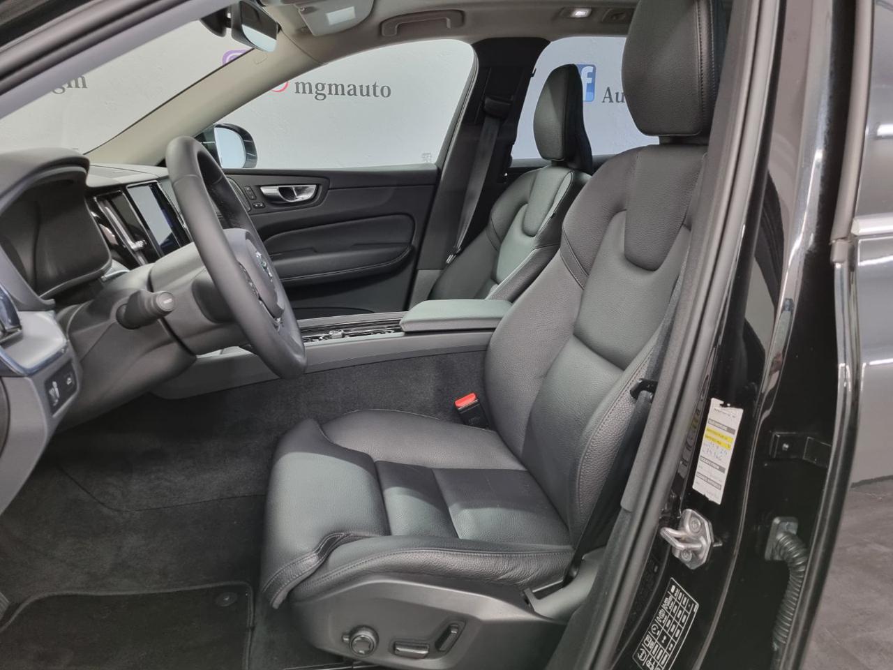 VOLVO XC60 B5 (d) AWD Geartronic Momentum Pro - 25