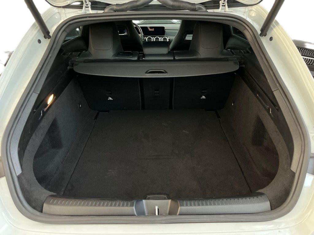 MERCEDES-BENZ CLA 200 d Automatic Shooting Brake Premium Night - 13