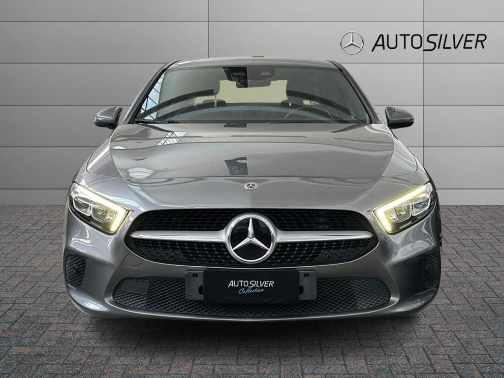 MERCEDES-BENZ A 180 d Automatic Sport Sedan - 3