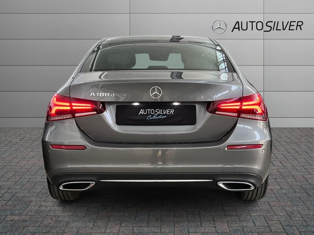 MERCEDES-BENZ A 180 d Automatic Sport Sedan - 4
