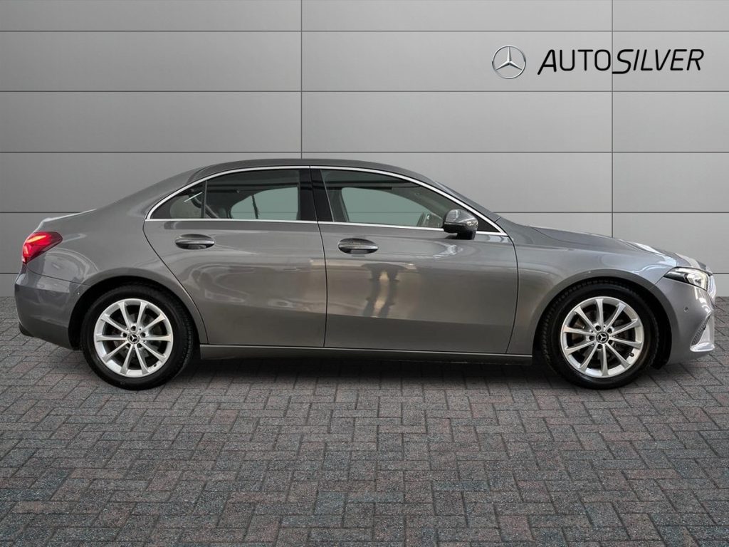 MERCEDES-BENZ A 180 d Automatic Sport Sedan - 5