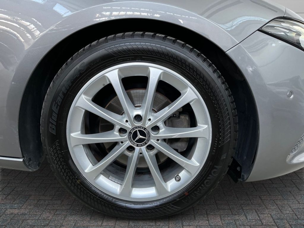 MERCEDES-BENZ A 180 d Automatic Sport Sedan - 7