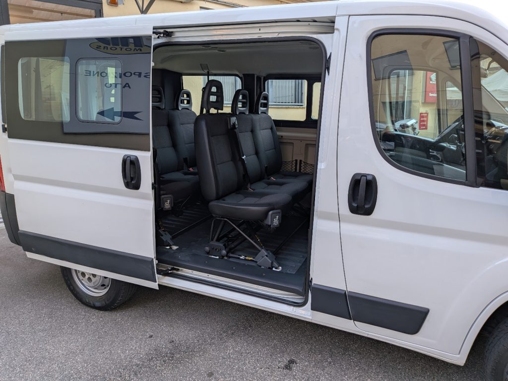 FIAT Ducato boxer 2.0 BlueHDi PC-TN Combi  9 posti - 3