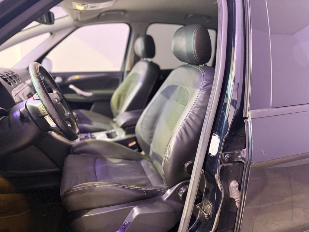 FORD S-Max 2.0 TDCi 140CV Titanium DPF - 17