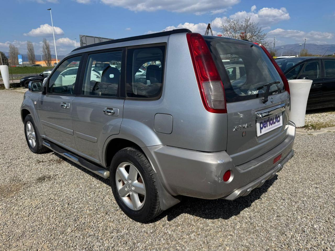 NISSAN X-Trail 2.2 dCi Elegance - 6