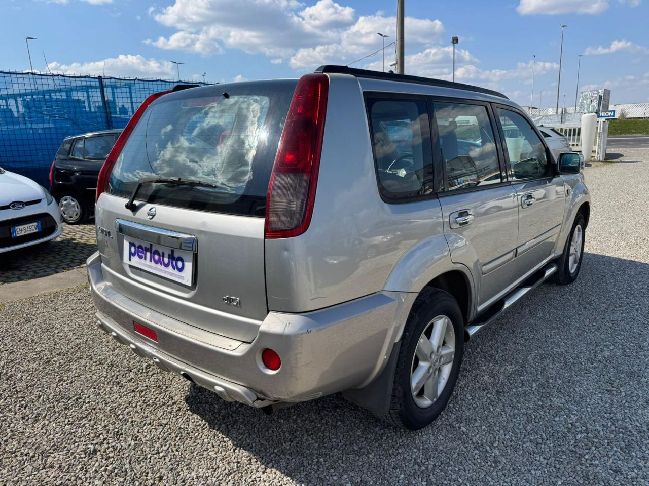 NISSAN X-Trail 2.2 dCi Elegance - 5