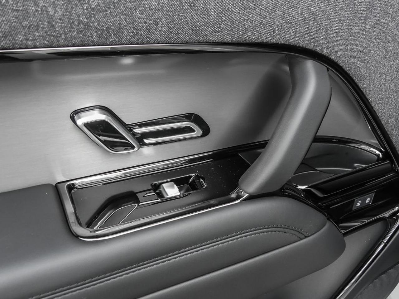 LAND ROVER Range Rover Sport 3.0D l6 249 CV Dynamic SE - 15