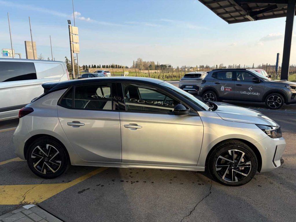 OPEL Corsa Hybrid 110 CV aut. GS - 4