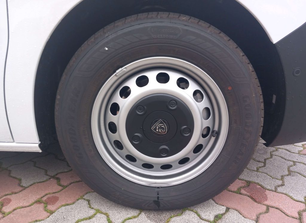 PEUGEOT Expert Expert 1.5 diesel 120cv con PACK SURROUND VIEW - 14