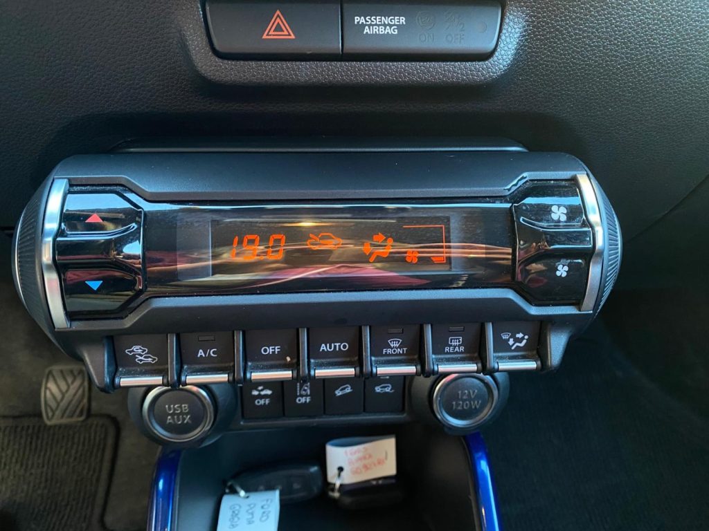 SUZUKI Ignis 1.2 Hybrid 4WD AllGrip Top - 19