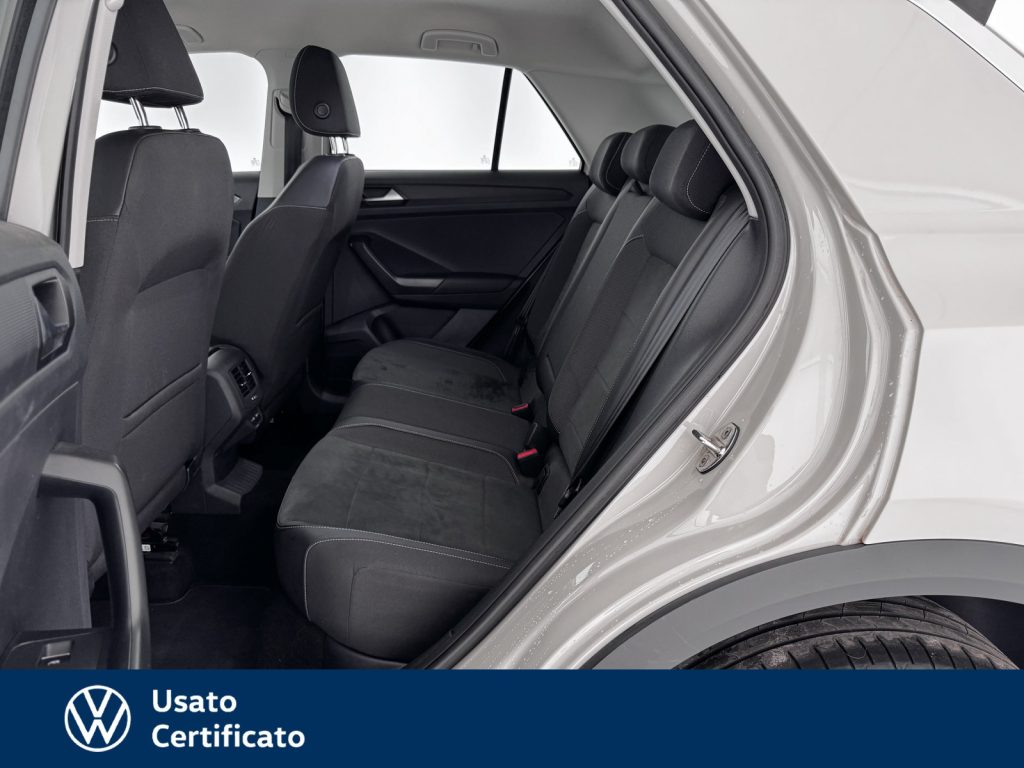 VOLKSWAGEN T-Roc 1.0 tsi style 110cv - 9