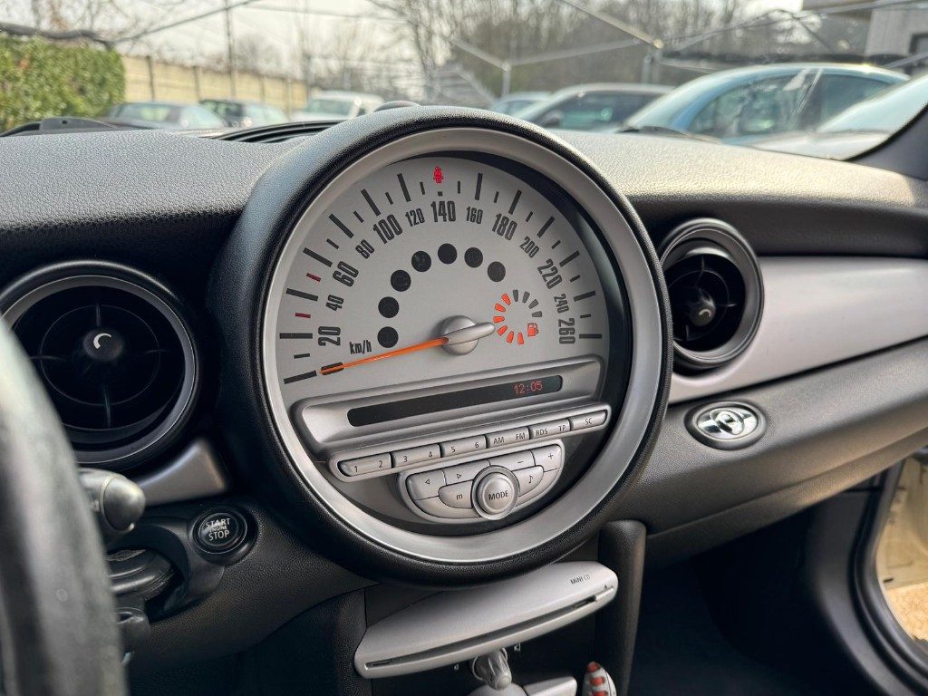 MINI Cabrio Mini 1.6 16V Cooper Cabrio - 9